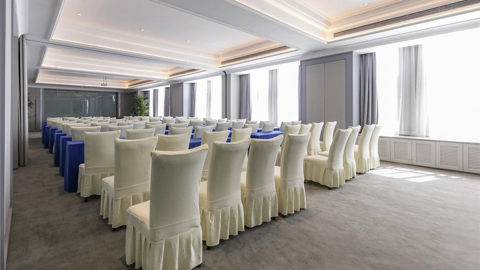 Mercure Ordos Downtown Meeting