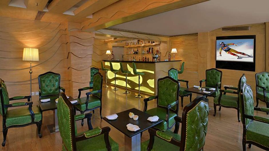 Taurus Hotel & Conventions Restaurant