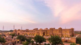 Saira Fort Sarovar Portico Jai