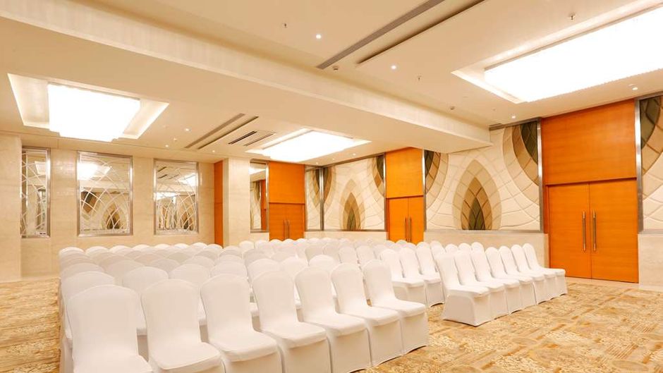 Nataraj Sarovar Portico Jhansi Ballroom