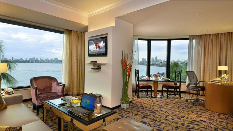 Hotel Marine Plaza Suite