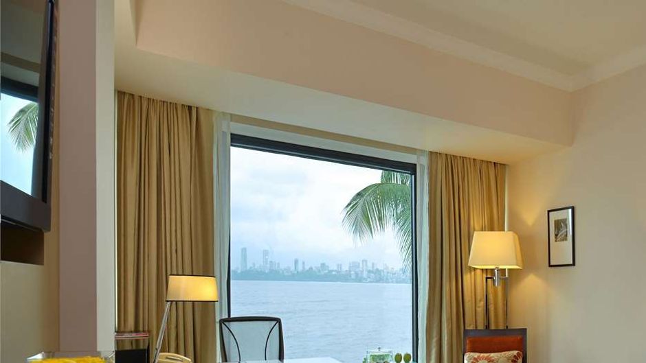 Hotel Marine Plaza Room