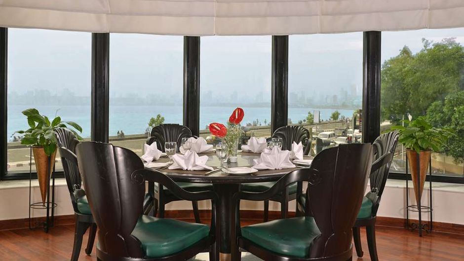 Hotel Marine Plaza Restaurant