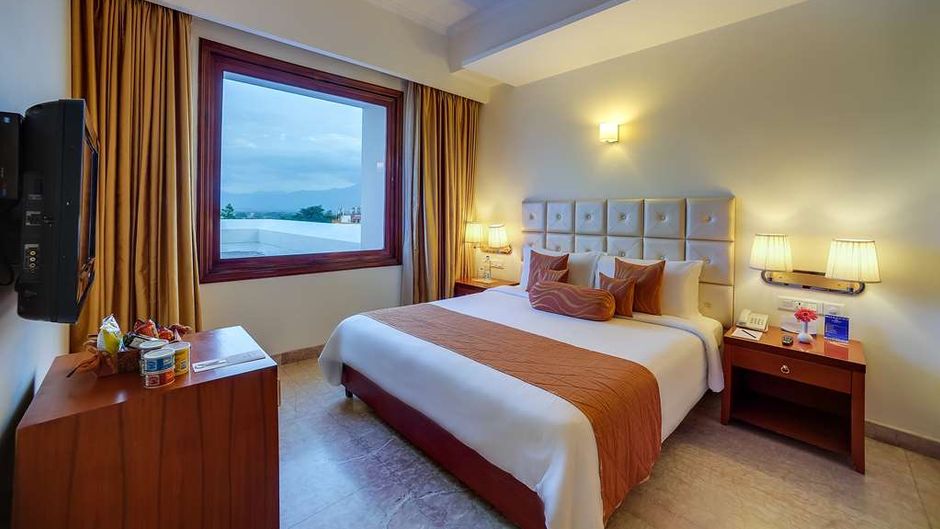 Royal Sarovar Portico Room
