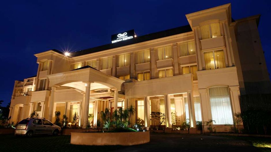 Ambrosia Sarovar Portico Exterior