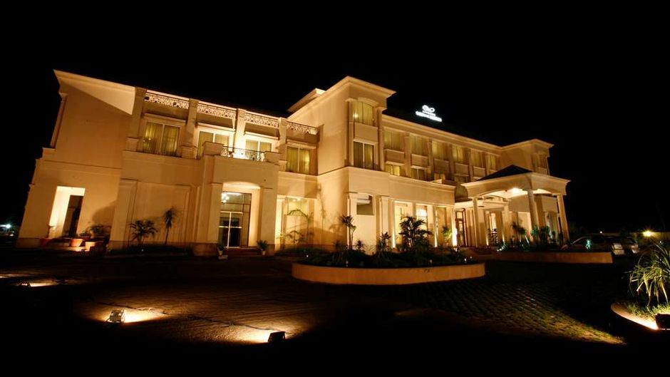 Ambrosia Sarovar Portico Exterior
