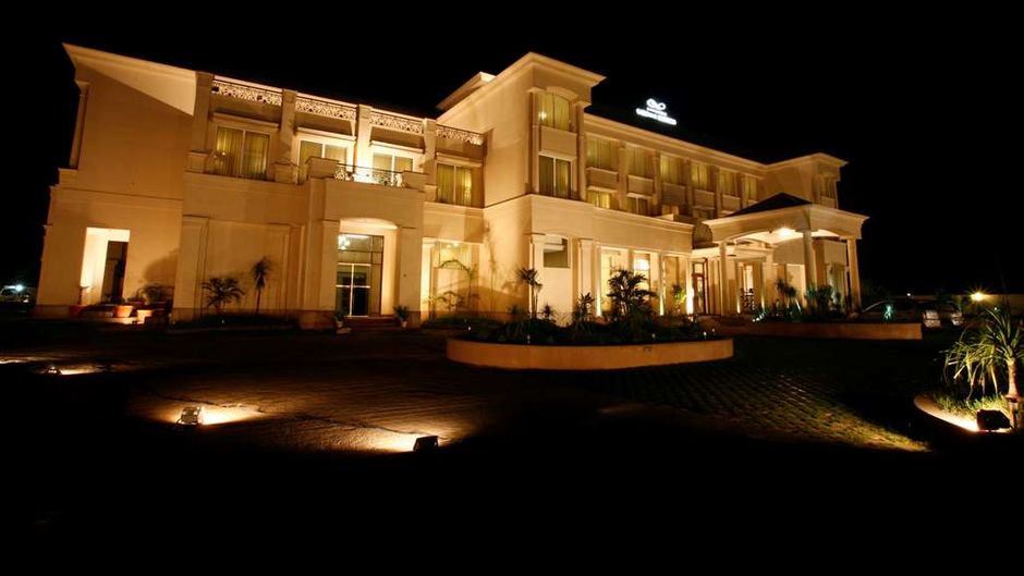 Ambrosia Sarovar Portico Exterior