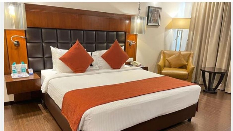 Paradigm Sarovar Portico Suite
