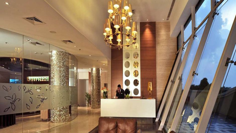 Majestic Court Sarovar Portico Lobby