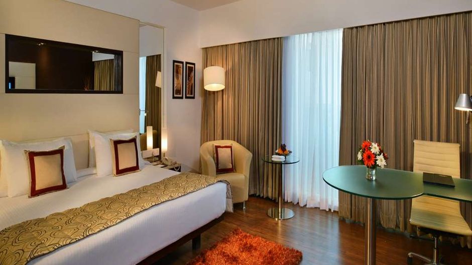 Majestic Court Sarovar Portico Room