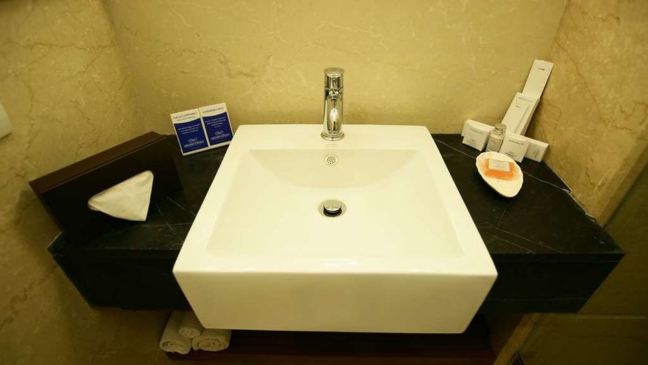Majestic Court Sarovar Portico Room