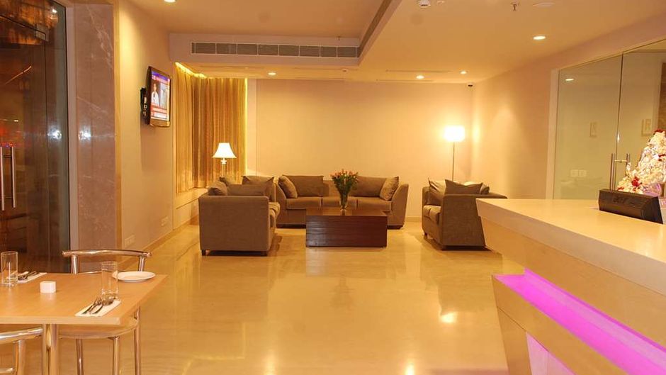 Sarovar Portico Naraina Lobby