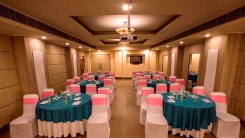 Sarovar Portico Naraina Meeting