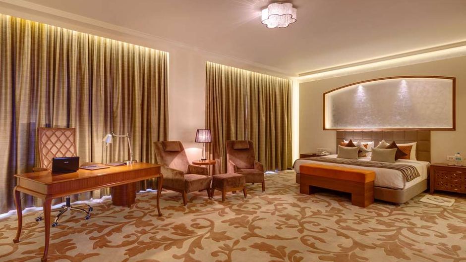 Balaji Sarovar Premiere Room