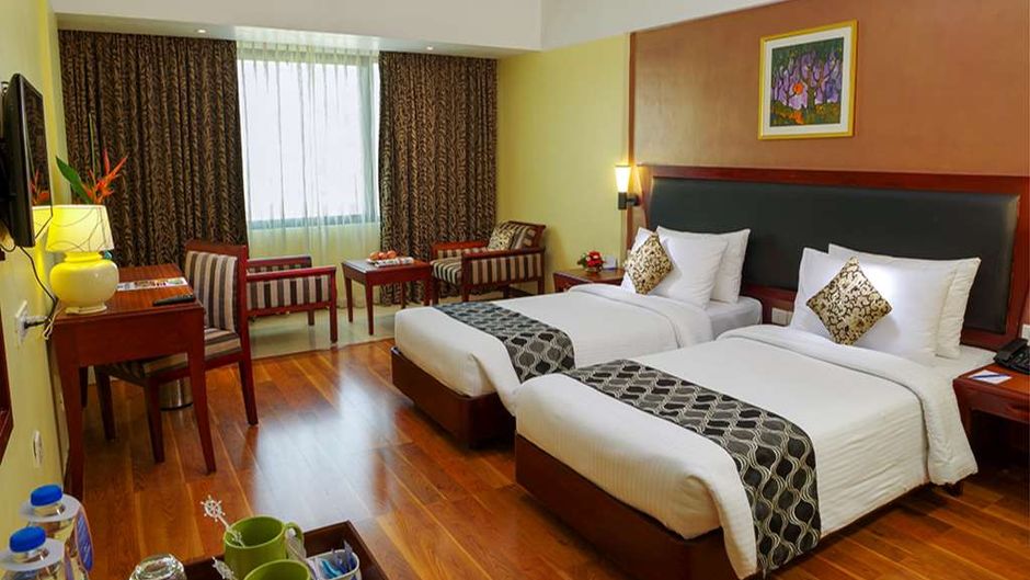 Classic Sarovar Portico Room