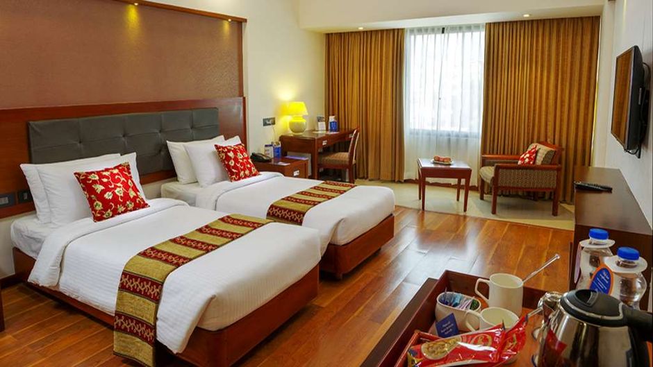 Classic Sarovar Portico Room