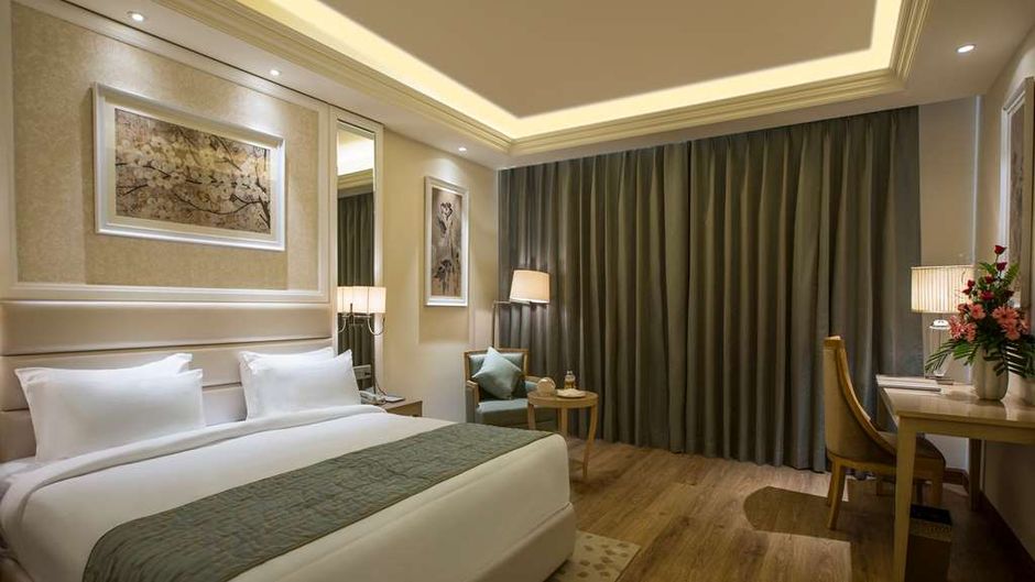 Singhania Sarovar Portico Room
