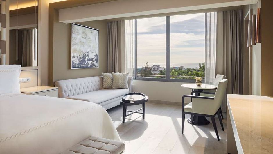 El Embajador, a Royal Hideaway Hotel Room