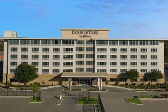 DoubleTree by Hilton San Antonio NW