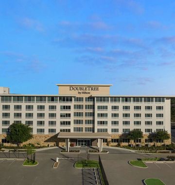 DoubleTree by Hilton San Antonio NW
