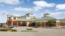 Royal Hotel Edmonton Airport Trademark