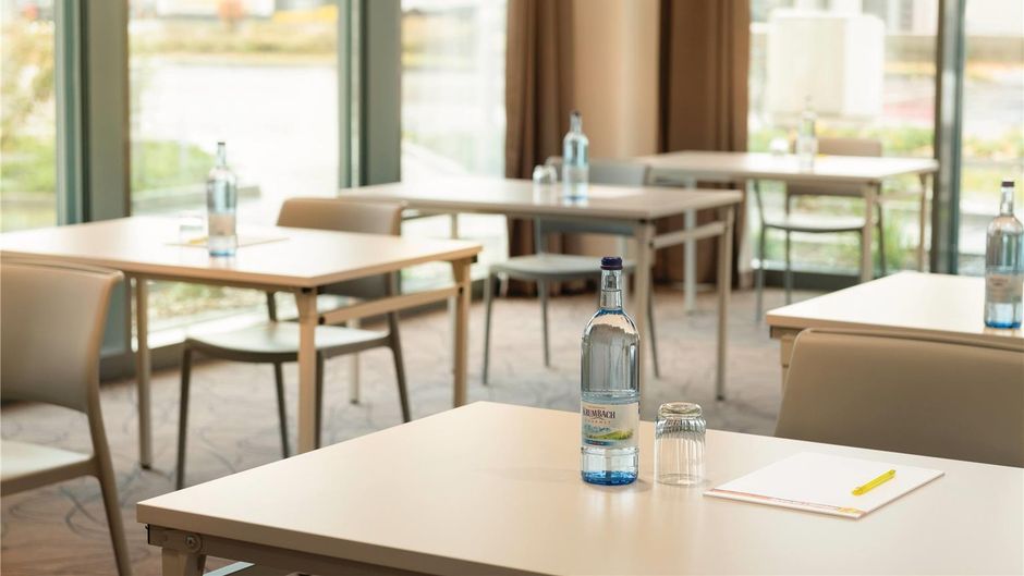 Super 8 by Wyndham Augsburg Meeting