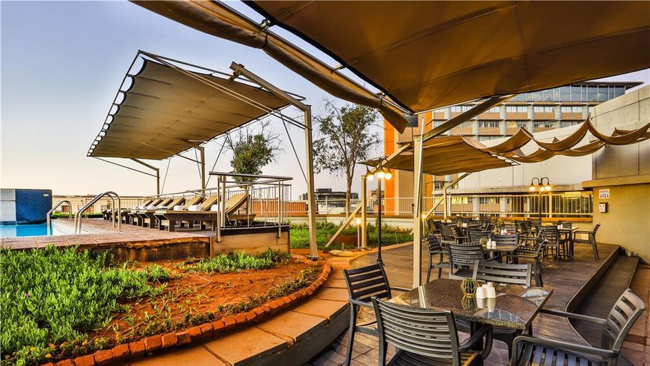 RH Hotel Pretoria Pool