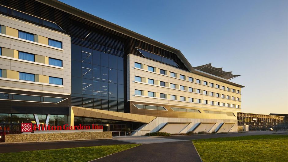 Hilton Garden Inn Silverstone Exterior