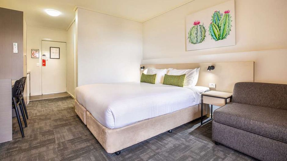Nightcap at Shoppingtown Hotel Suite