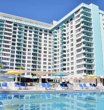 Seacoast Suites Hotel
