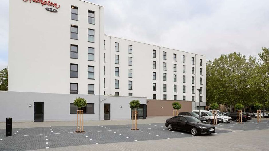 Hampton by Hilton Kaiserslautern Exterior