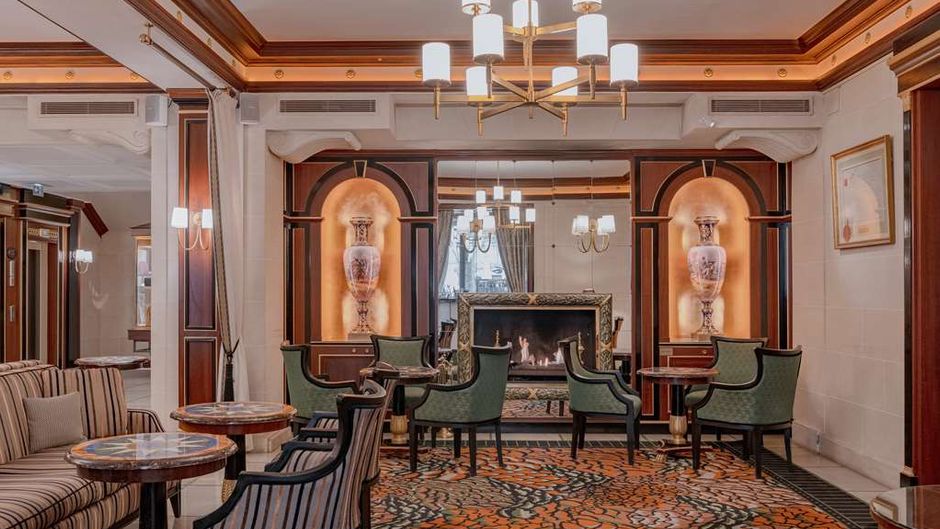 Hotel Napoleon Lobby