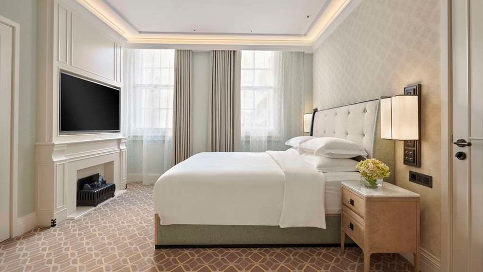 Great Scotland Yard Hotel Suite
