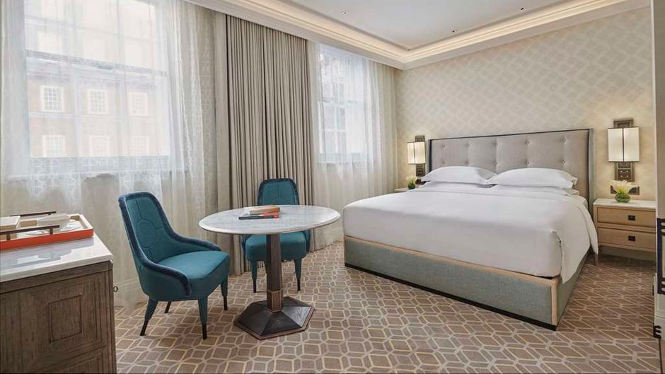 Great Scotland Yard Hotel Room