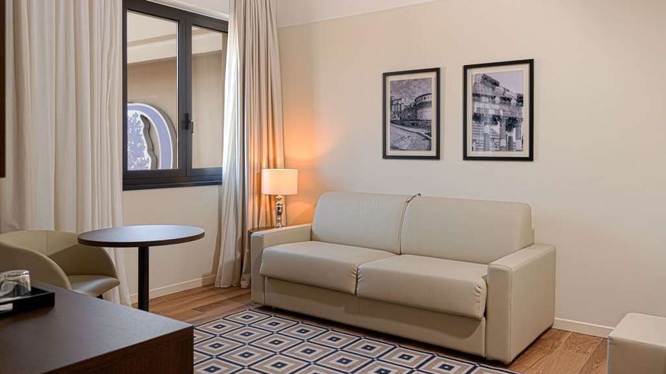 DoubleTree by Hilton Brescia Room
