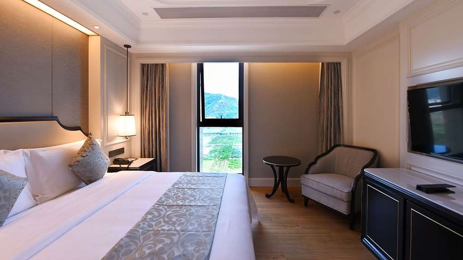Ramada Plaza by Wyndham Wenzhou Suite