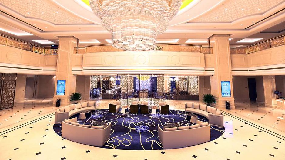 Ramada Plaza by Wyndham Wenzhou Lobby