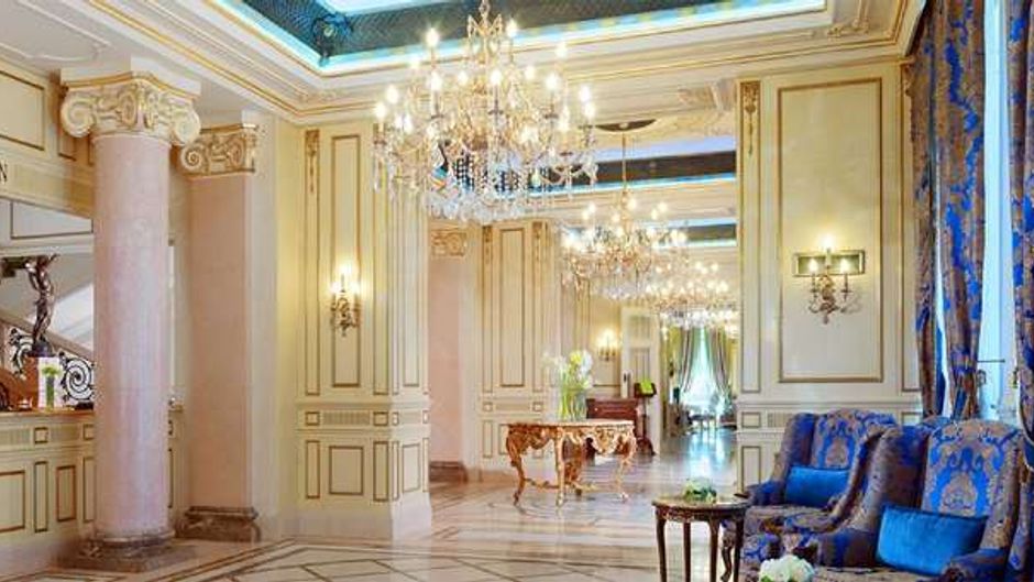 Hotel Bristol Lobby