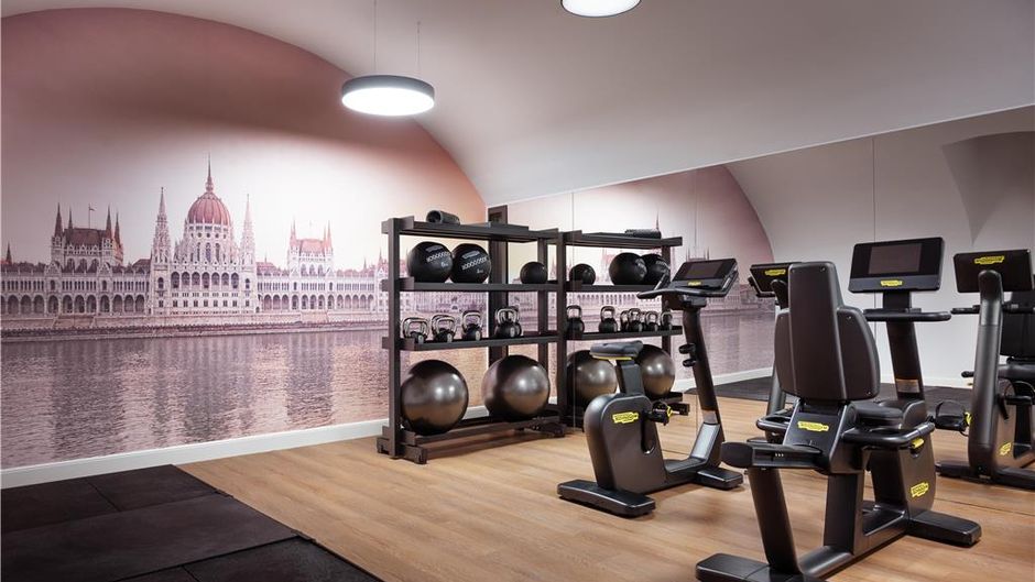 Radisson Collection Hotel, Basilica Health