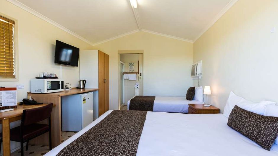 Hotel Settlers Suite