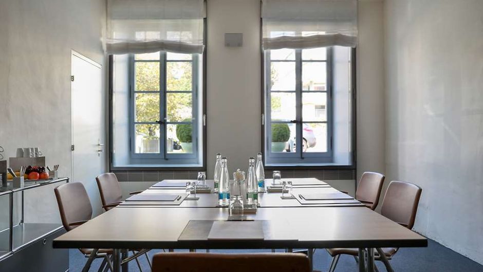Hotel Angleterre & Residence Meeting