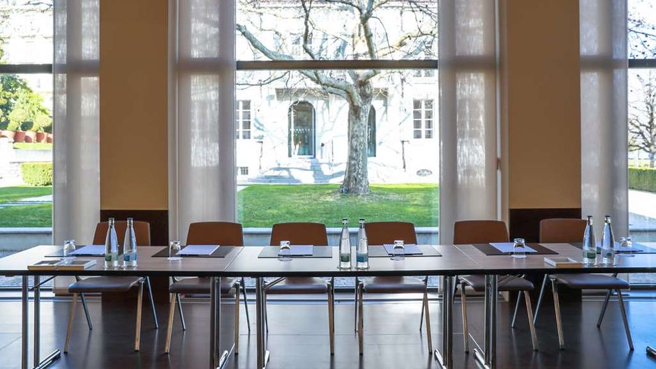 Hotel Angleterre & Residence Meeting