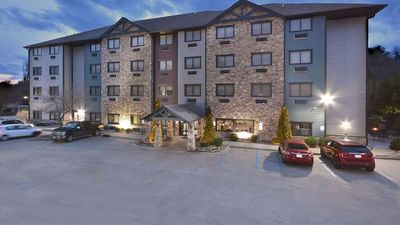 Brookstone Lodge