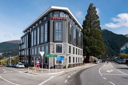 Ramada By Wyndham Queenstown Central
