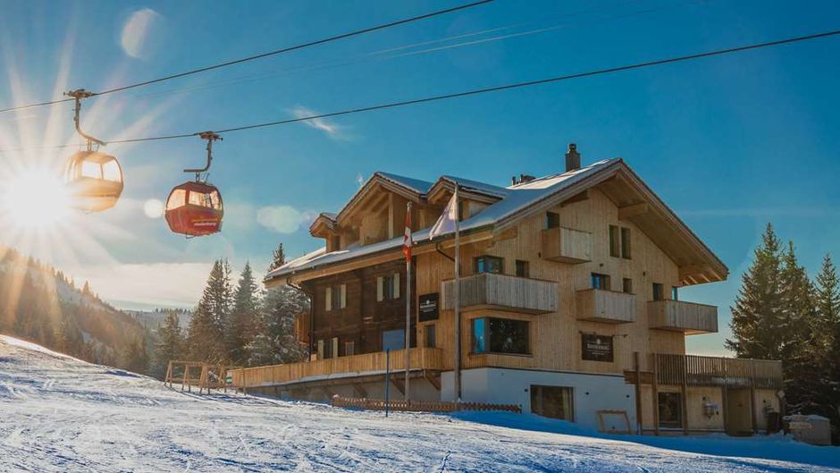 TOP Rinderberg Swiss Alpine Lodge Exterior