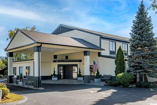 Clarion Inn