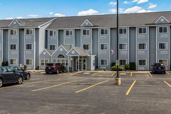 Quality Inn & Suites Grove City