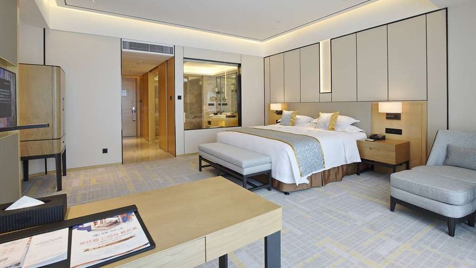 Howard Johnson by Wyndham Glory Plaza Room