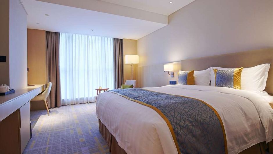 Howard Johnson by Wyndham Glory Plaza Room