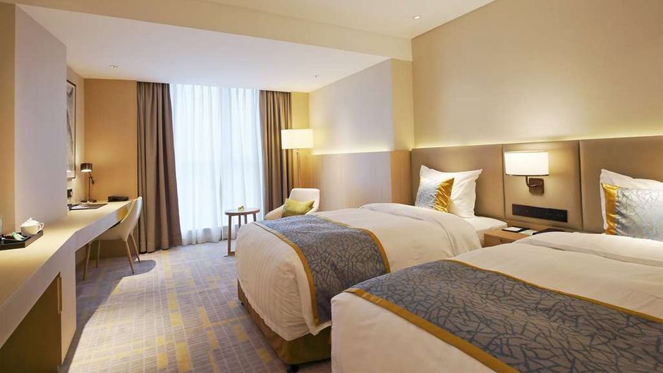 Howard Johnson by Wyndham Glory Plaza Room